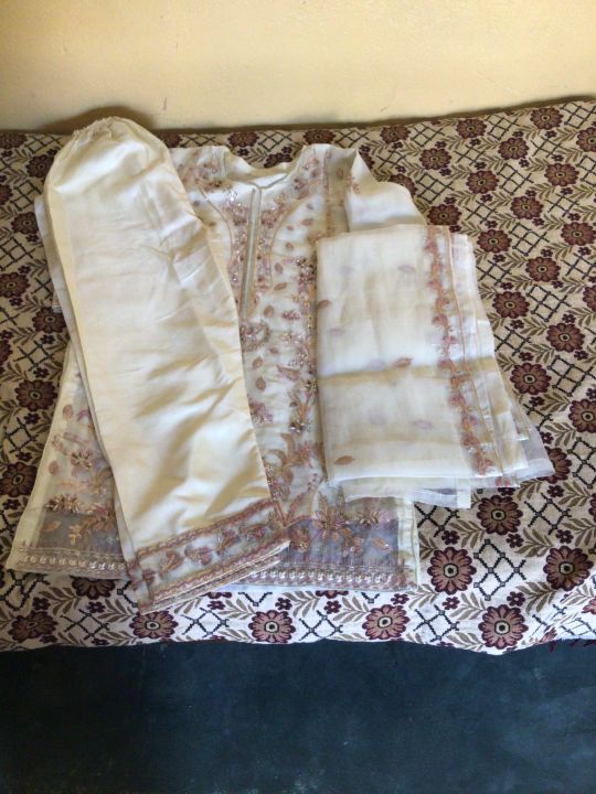 3 piece party cloth | Daraz.pk